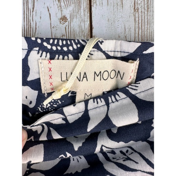 Luna Moon A-Line Full Skirt Size M Navy White Floral Print Ruffle Eyelet Trim - Picture 9 of 12